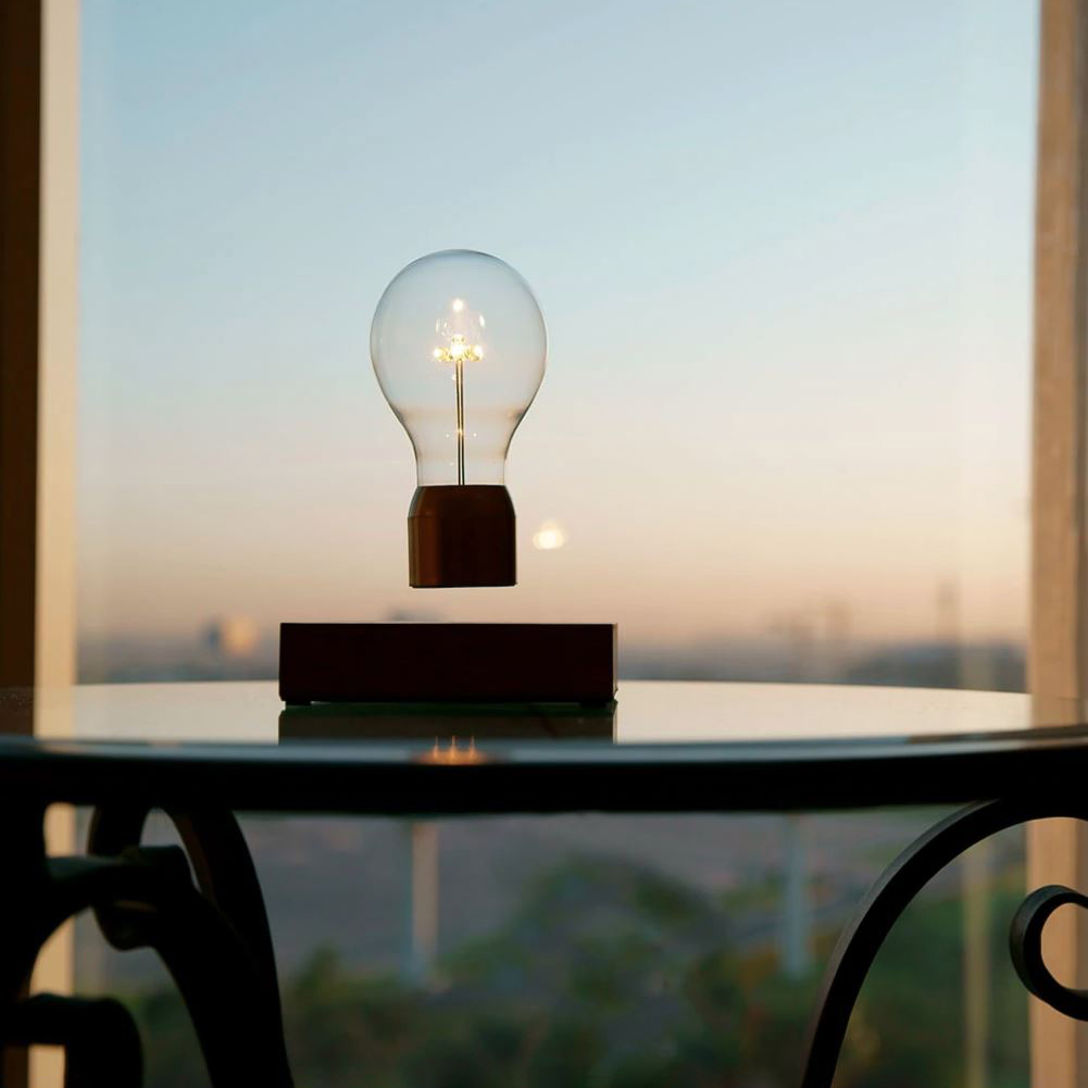 Flyte Tischlampe FLYTE